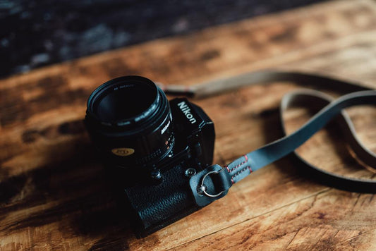 Granada premium Horween Chromexcel leather camera strap in black