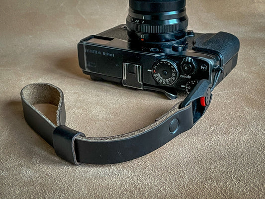 How to Choose a Leather Camera Wrist Strap