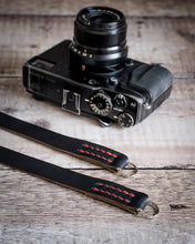 Load image into Gallery viewer, Alne Classic Wide Neck Strap