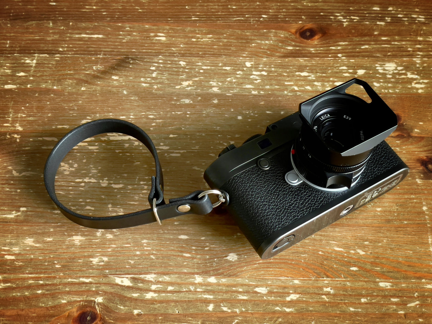 Alne Slide-Style Leather Camera Wrist Strap