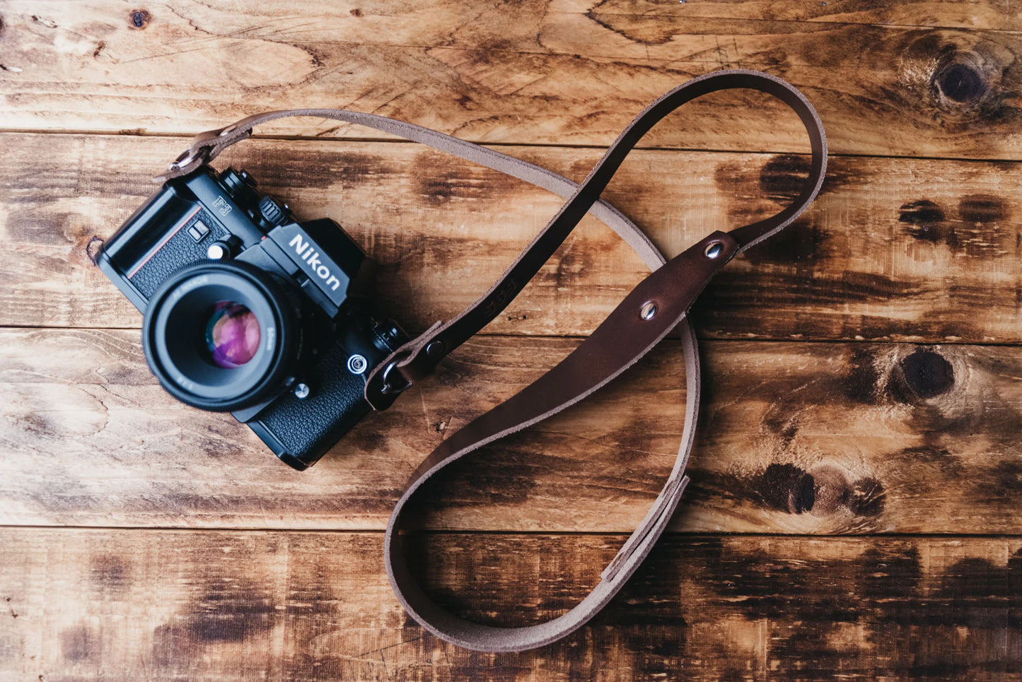 Avenger Wide Neck Leather Camera Strap