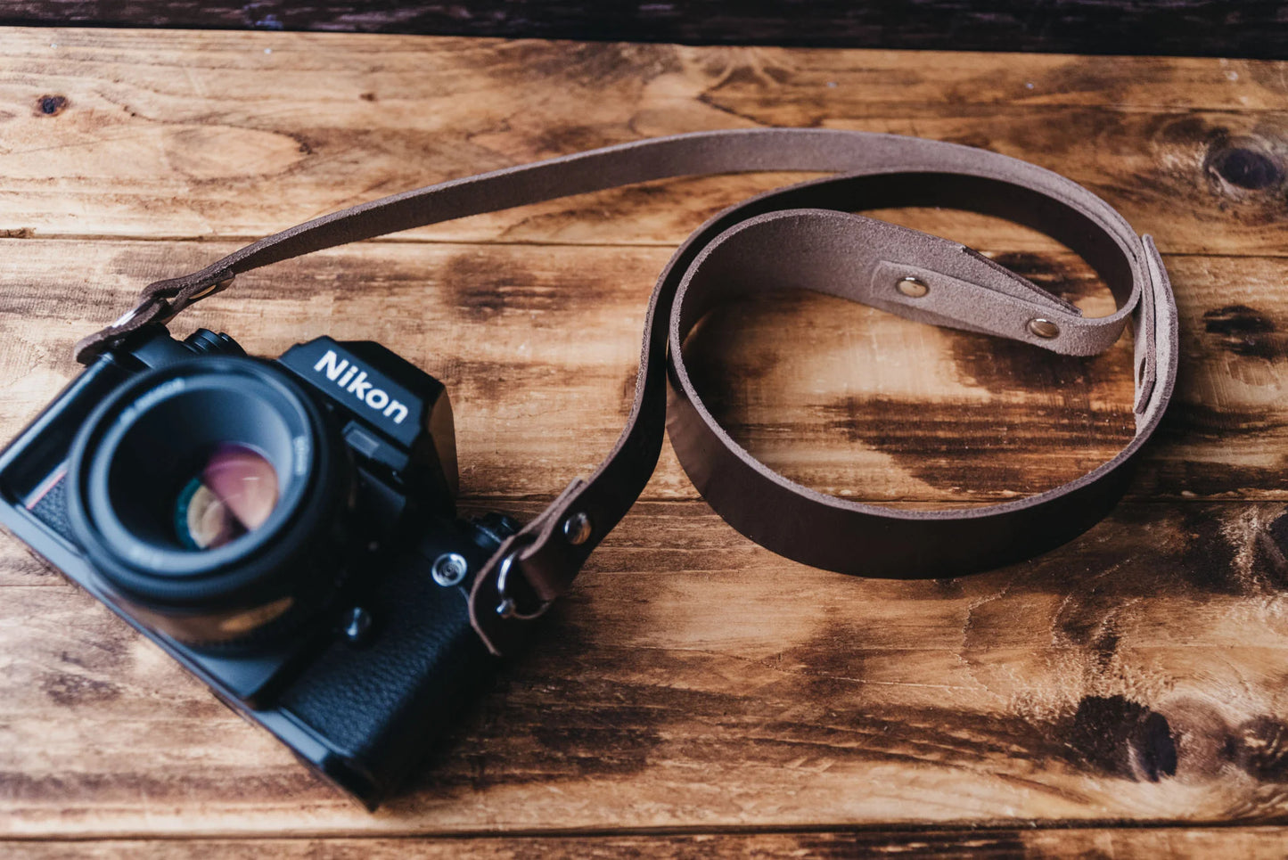 Avenger Wide Neck Leather Camera Strap