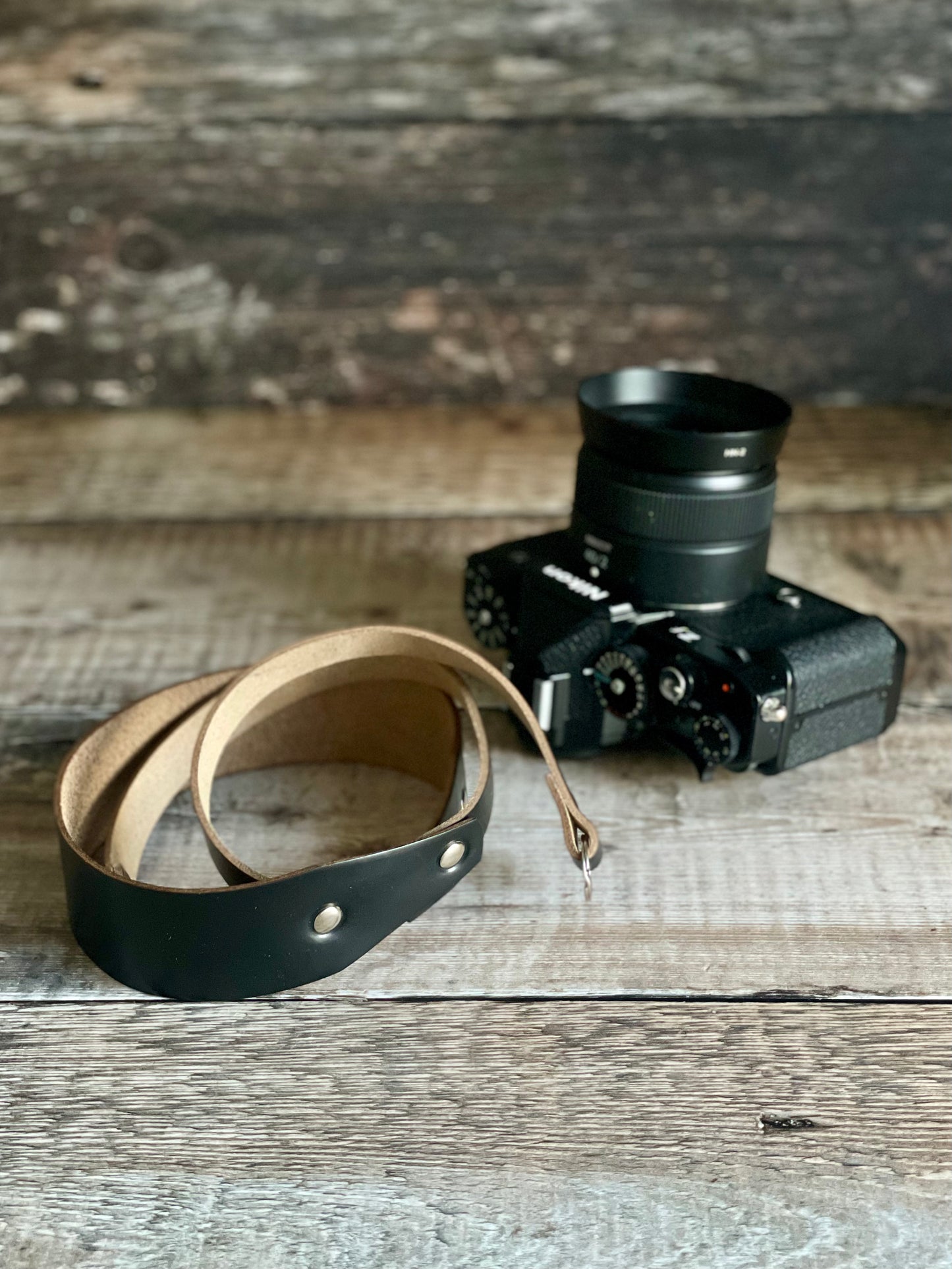 Avenger Wide Neck Leather Camera Strap