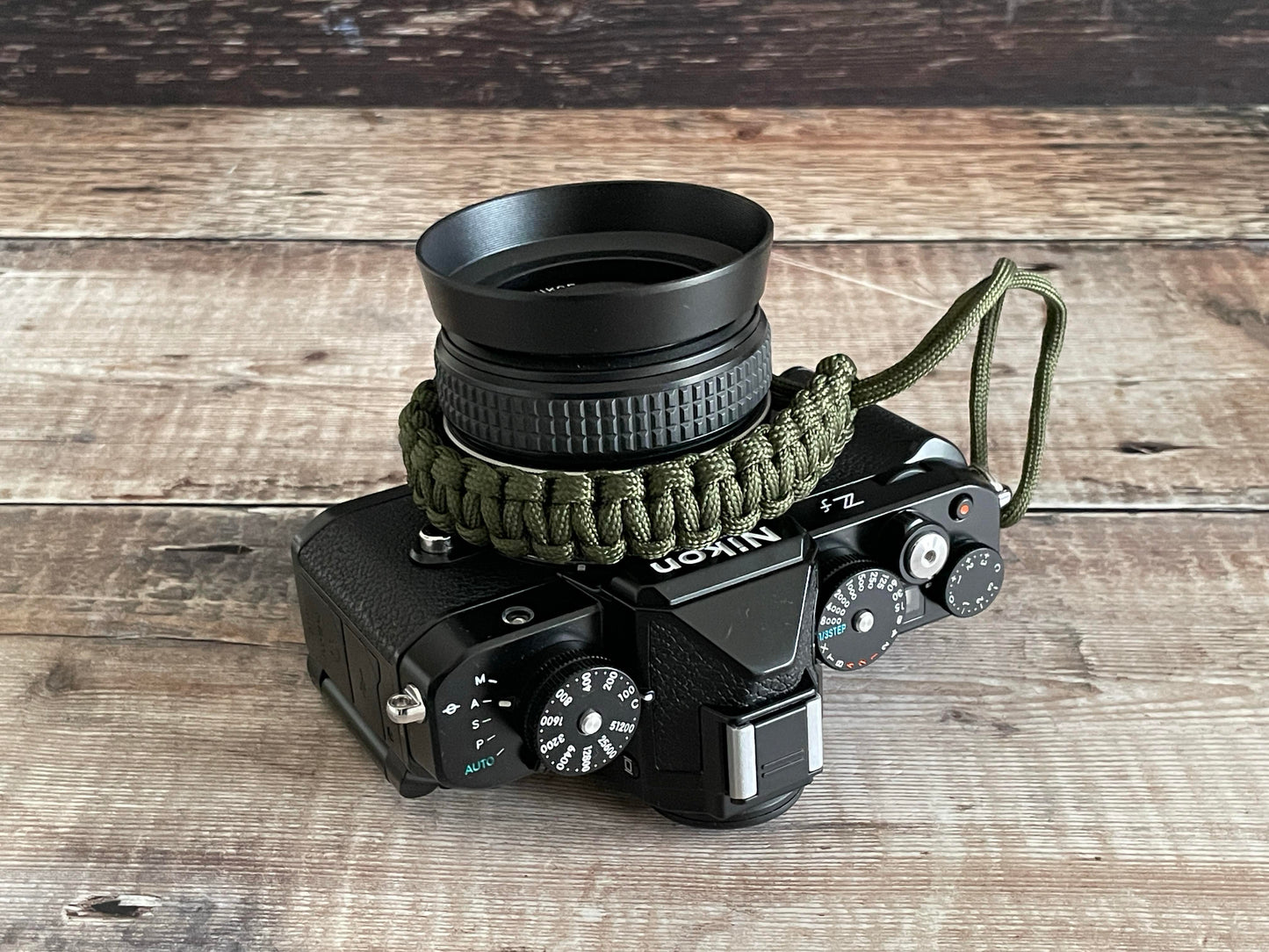 Paracord Camera Wrist Strap | Green