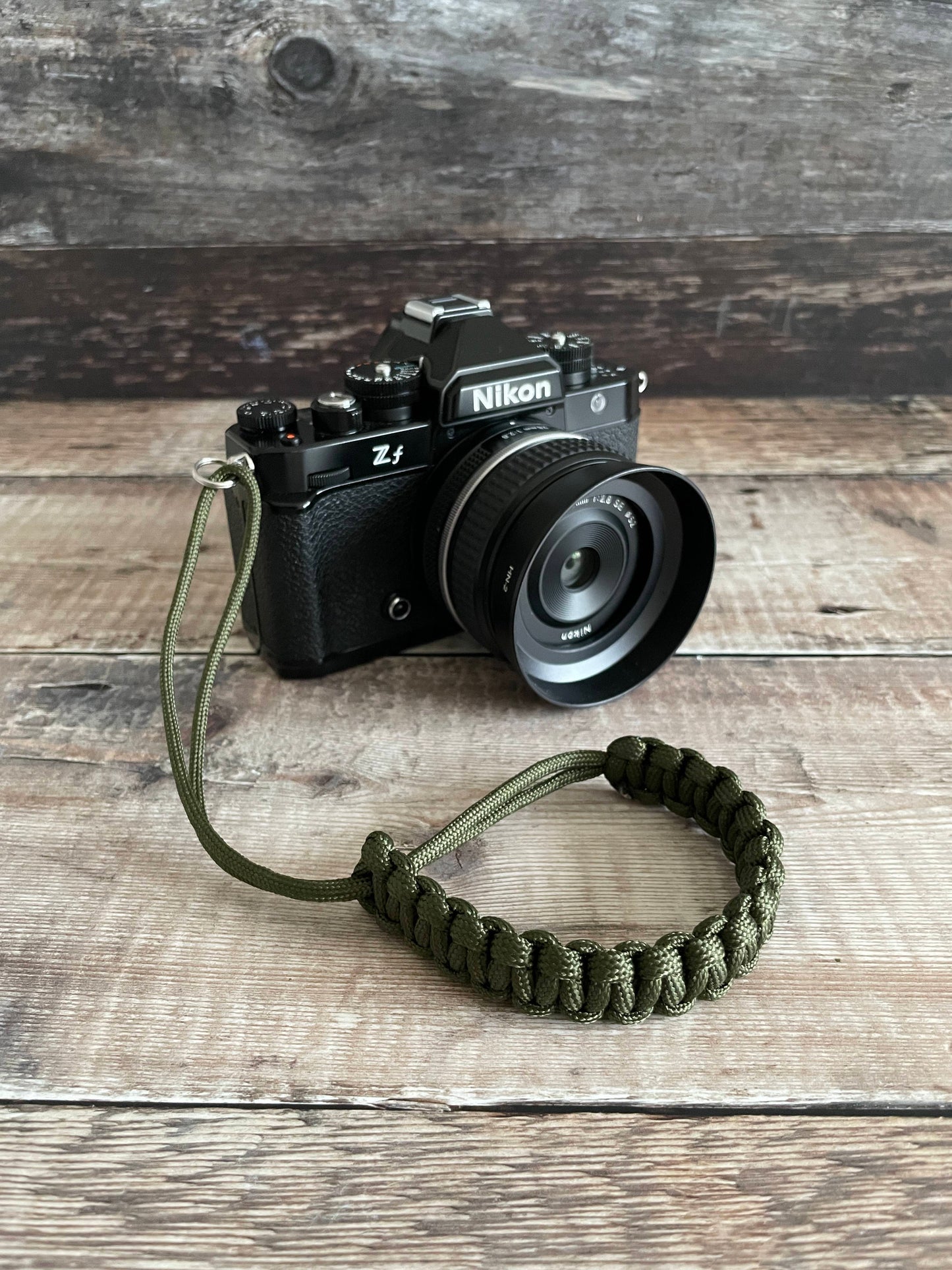 Paracord Camera Wrist Strap | Green