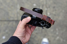 Load image into Gallery viewer, ROMA Leather Wrist Strap