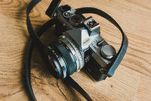 Load image into Gallery viewer, Whipped Classic Leather Camera Strap