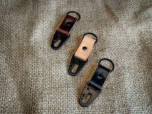 Load image into Gallery viewer, Tactical Leather Key Chain Clip